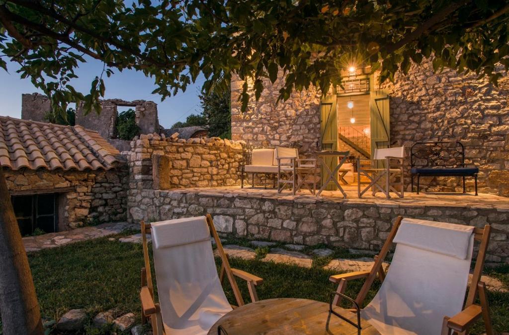 Kyparissia Old Town Lodge With Amazing Sea View Extérieur photo